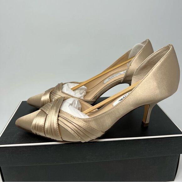Nina Blakely Satin Pumps - Picture 3 of 8